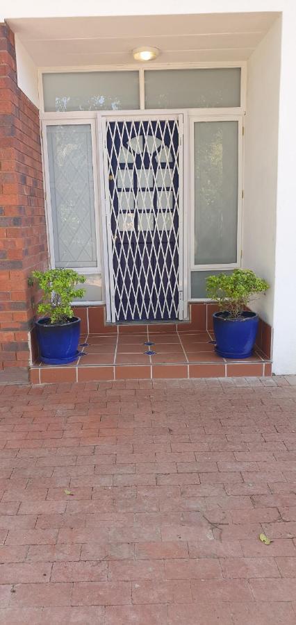 Summer Sand Holiday Cottages Scottburgh Exterior foto