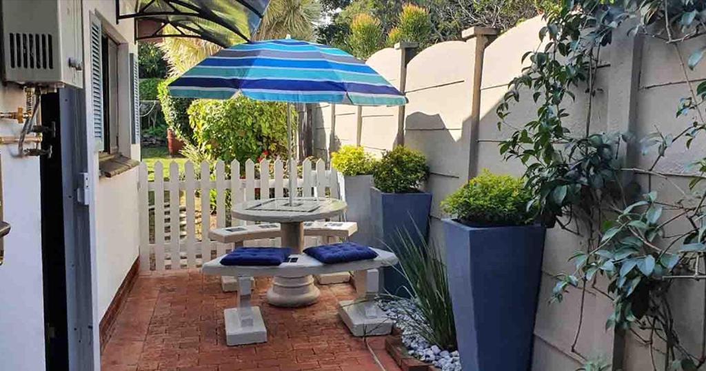 Summer Sand Holiday Cottages Scottburgh Exterior foto